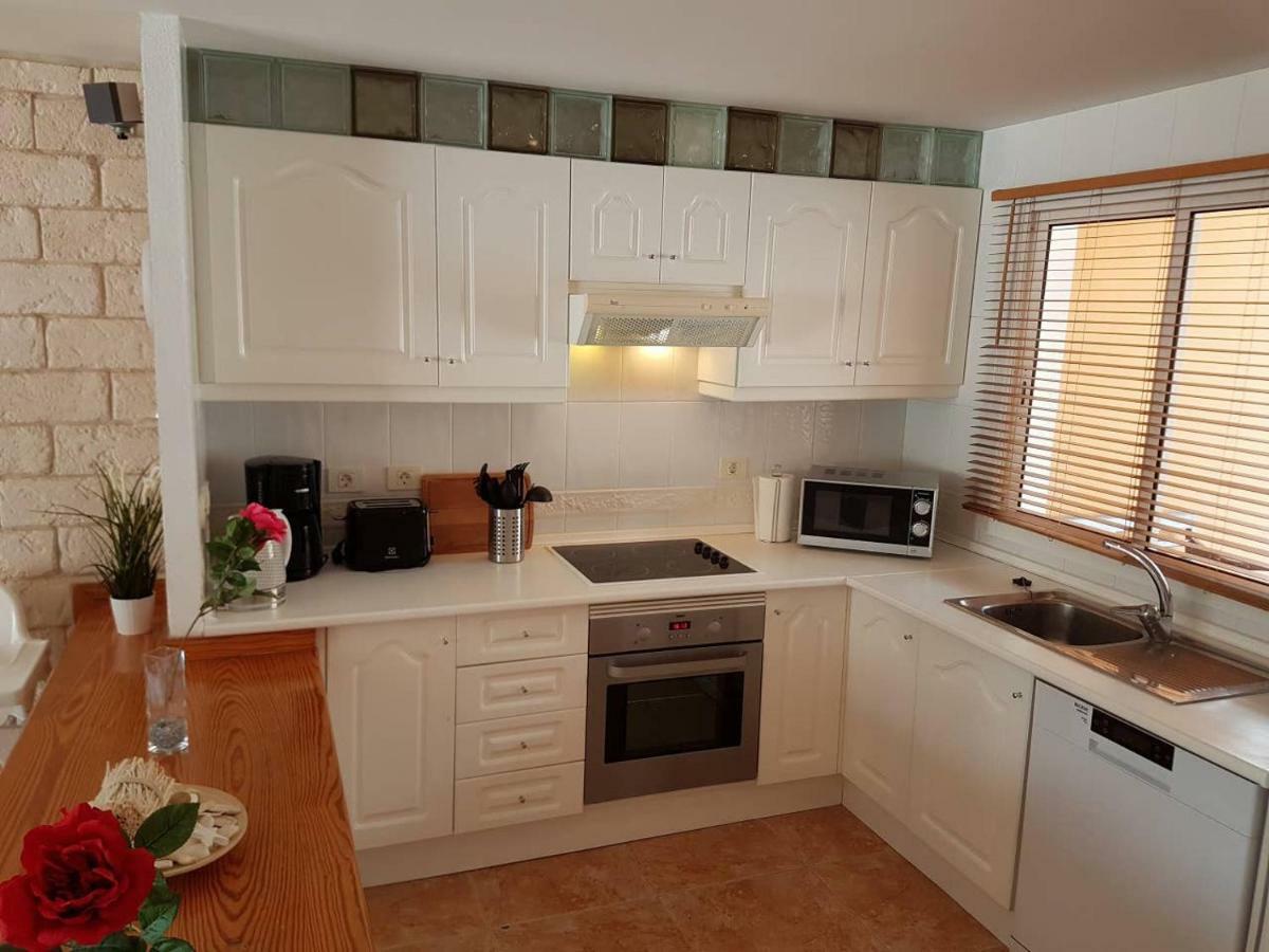 Villa Roque Del Conde With Fantastic Sea View, Terrace, Pool, Wifi, Sat-Tv, Garage Адехе Екстериор снимка